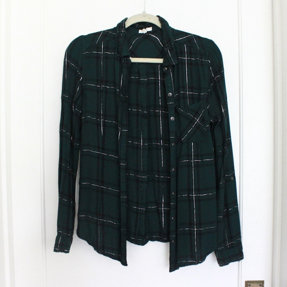 Maurices | Green Plaid Button Up Shirt